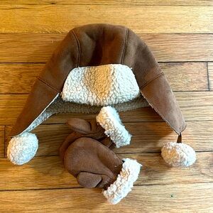 Toddler Gap winter hat and glove set